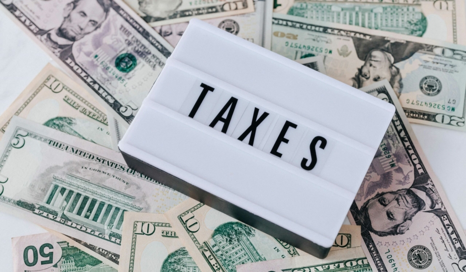 pexels-karolina-grabowska-4386367 taxes